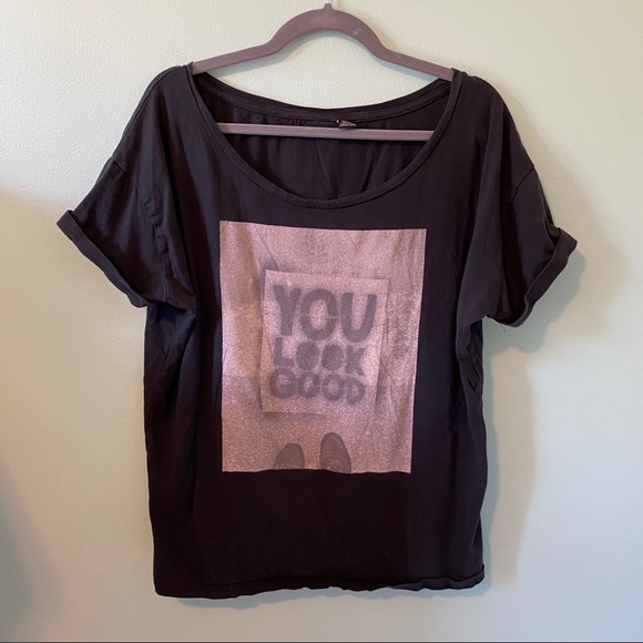 🐠3/$20🐠 2 Bench Graphic T-shirt Black and White - Picture 1 of 5